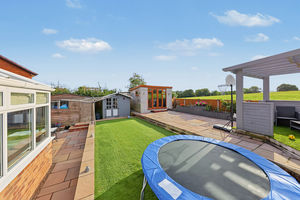 Spring House Close Ashgate